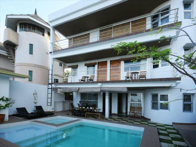 Westcliff Villa By Bluewaves Balabag  Buitenkant foto