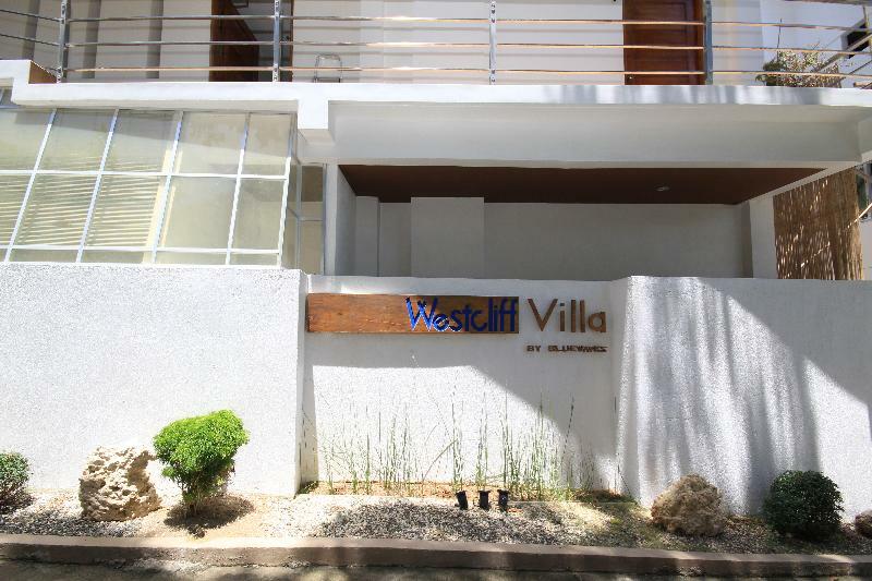 Westcliff Villa By Bluewaves Balabag  Buitenkant foto